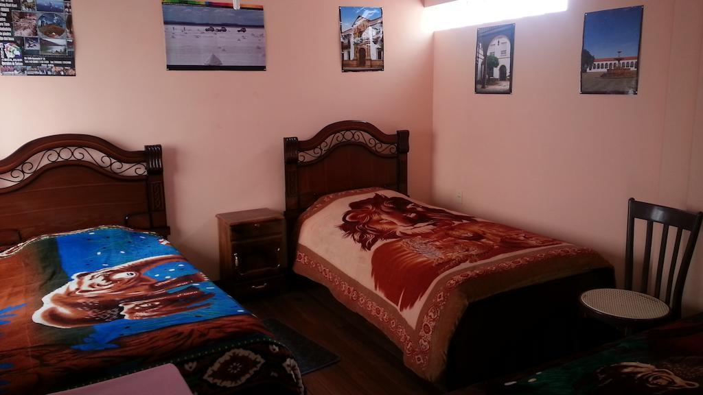 Hostal Villa Imperial Юнгио Номер фото